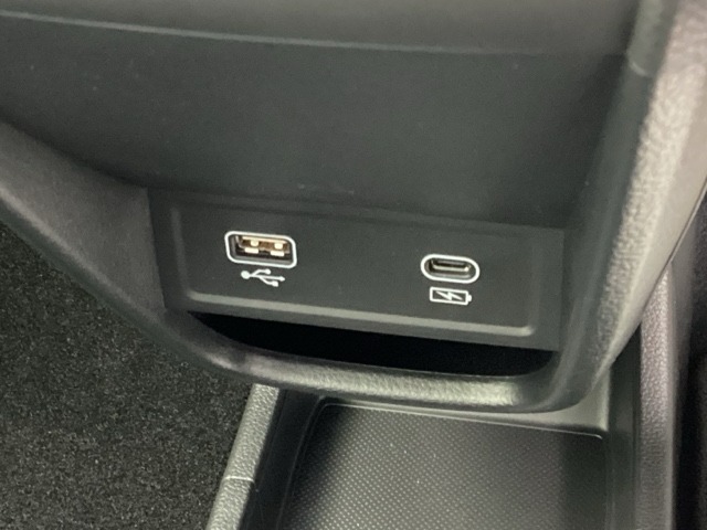 ホンダ Ｎ−ＯＮＥ ６６０ プレミアム ツアラー R8年 () 99