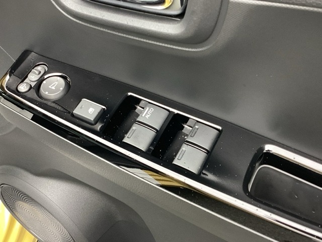 ホンダ Ｎ−ＯＮＥ ６６０ プレミアム ツアラー R8年 () 99