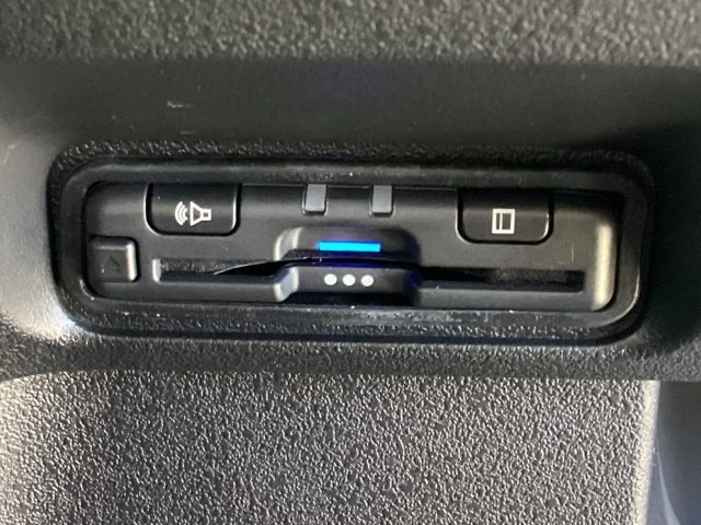 ホンダ Ｎ　ＢＯＸ カスタム ６６０ コーディネートスタイル ２トーン R8年 (近畿) 99