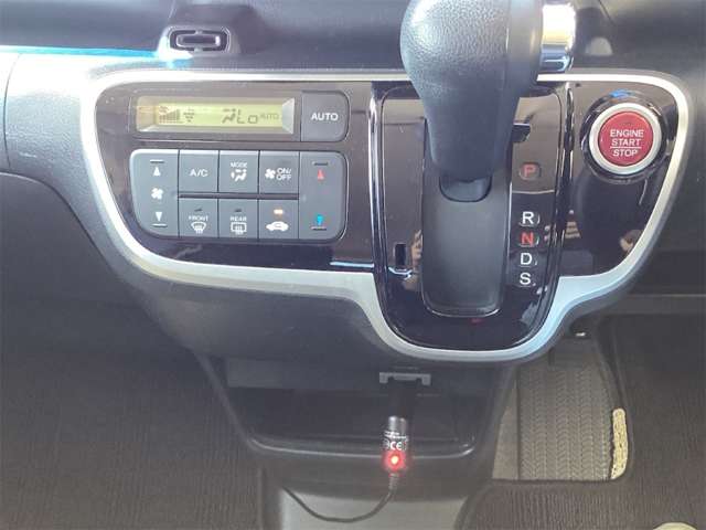 ホンダ Ｎ　ＢＯＸ ６６０ Ｇ ターボＬパッケージ H27年 (近畿) 99