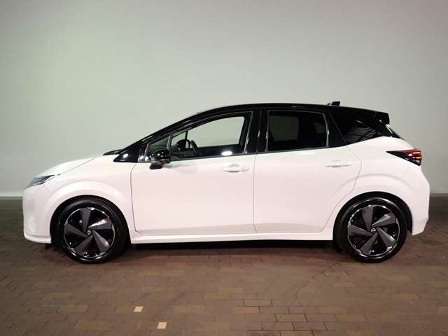 日産 ノートオーラ １．２ Ｇ レザーエディション R4年 () 99