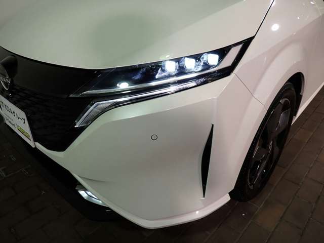 日産 ノートオーラ １．２ Ｇ レザーエディション R4年 () 99