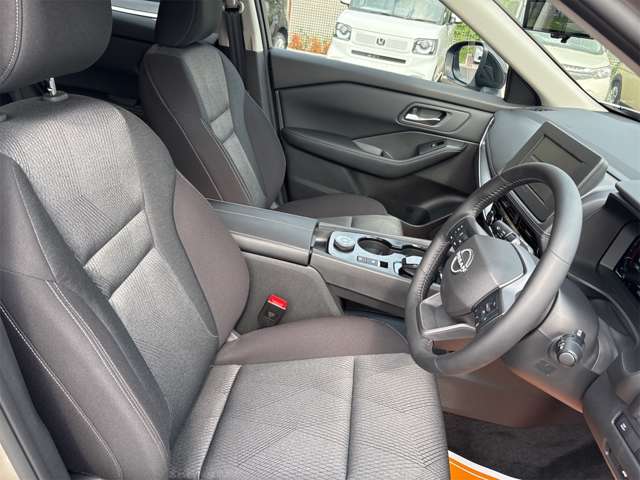 日産 エクストレイル １．５ Ｘ Ｅ－４ＯＲＣＥ ４ＷＤ R7年 () 99