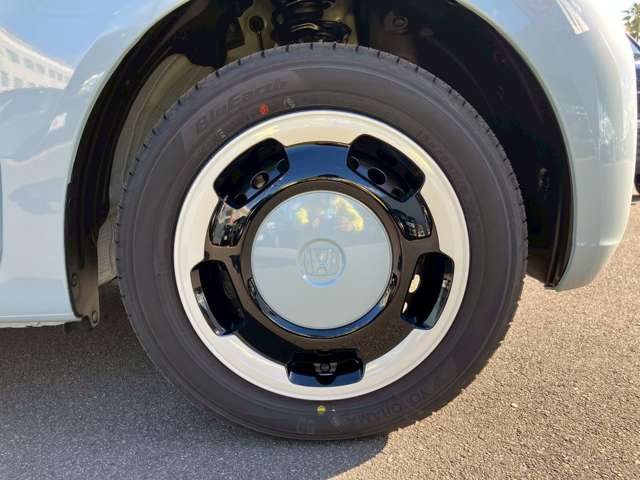 ホンダ Ｎ　ＢＯＸ ６６０ ファッションスタイル ２トーン R8年 (九州・沖縄) 99