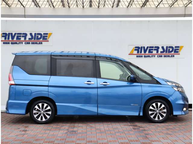 日産 セレナ ２．０ ハイウェイスター Ｖセレクション H29年 () 99