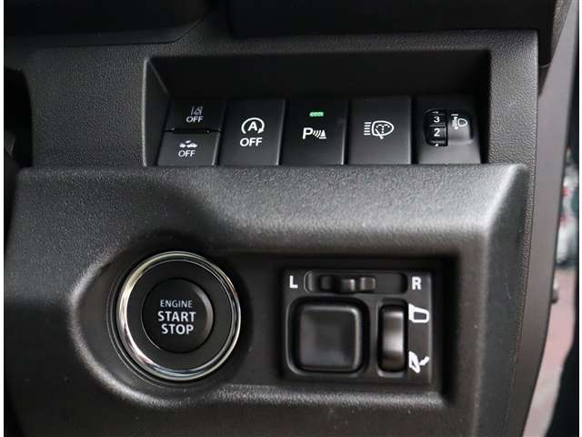 スズキ ジムニー　ノマド １．５ ＦＣ ４ＷＤ R7年 () 99