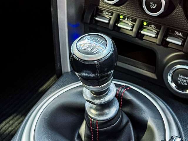 スバル ＢＲＺ ２．０ Ｓ H27年 () 99