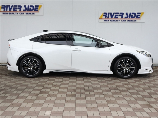 トヨタ プリウス ２．０ Ｚ R5年 () 99