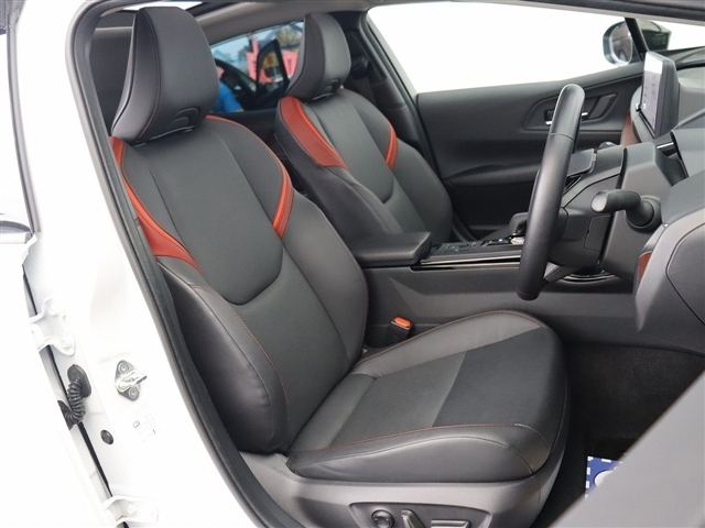 トヨタ プリウス ２．０ Ｚ R5年 () 99