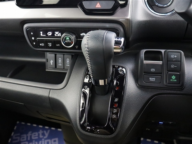 ホンダ Ｎ　ＢＯＸ カスタム ６６０ Ｌ ターボ スタイルプラス ブラック R4年 () 99