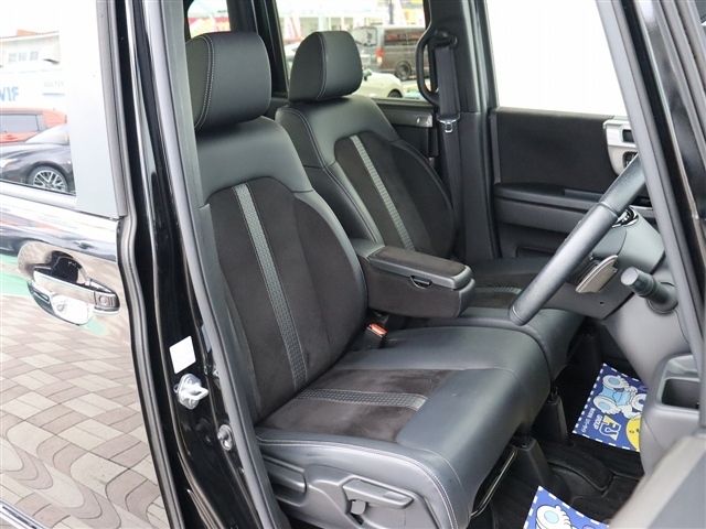 ホンダ Ｎ　ＢＯＸ カスタム ６６０ Ｌ ターボ スタイルプラス ブラック R4年 () 99