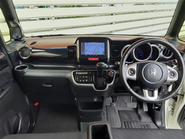 ホンダ Ｎ　ＢＯＸ ６６０ カスタムＧ ターボＳＳパッケージ H27年 (東海) 99