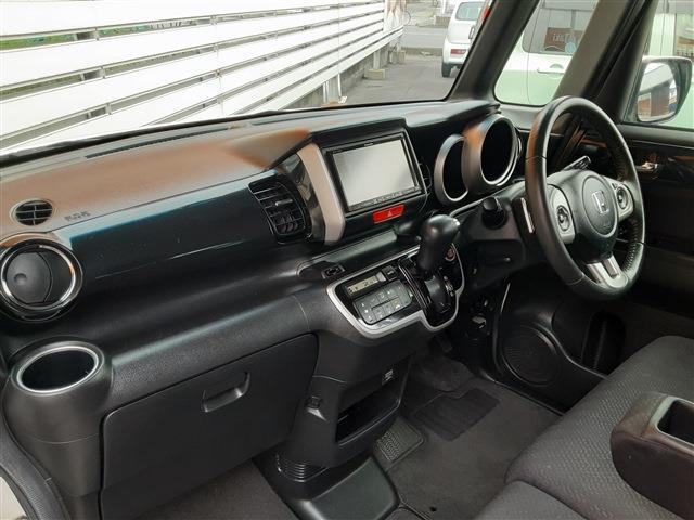 ホンダ Ｎ　ＢＯＸ ６６０ カスタムＧ ターボＳＳパッケージ H27年 (東海) 99