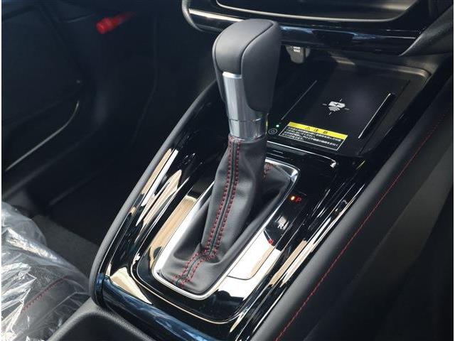ホンダ ヴェゼル １．５ Ｅ：ＨＥＶ ＲＳ R8年 (東海) 99
