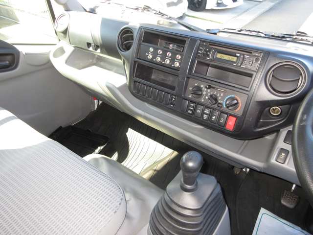 トヨタ ダイナ パネルバン H30年 (東海) 99