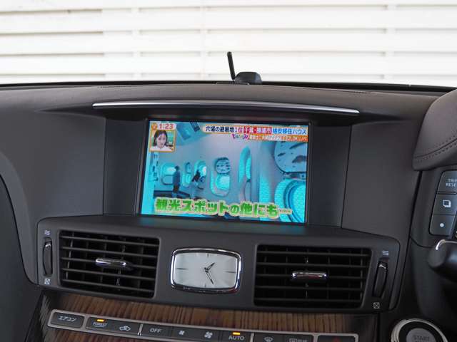 日産 シーマ　ハイブリッド ３．５ ＶＩＰ Ｇ H30年 () 99