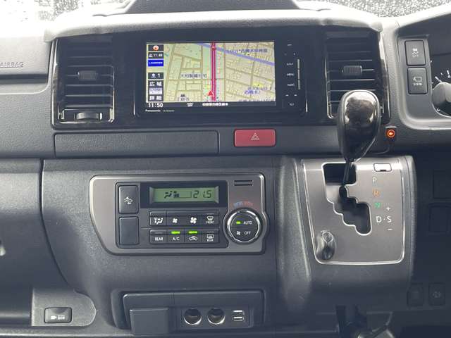 トヨタ ハイエースバン ２．８ スーパーＧＬ ダークプライムＩＩ ロングボディ ディーゼルターボ R2年 () 99