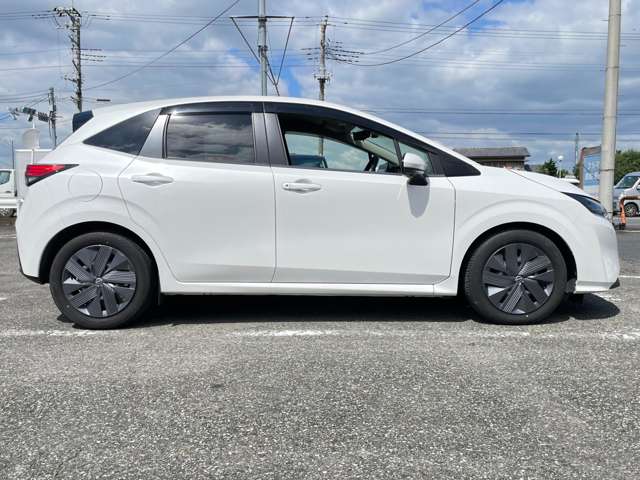 日産 ノート １．２ Ｘ R4年 () 99