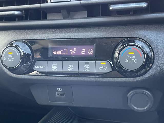 日産 ノート １．２ Ｘ R4年 () 99