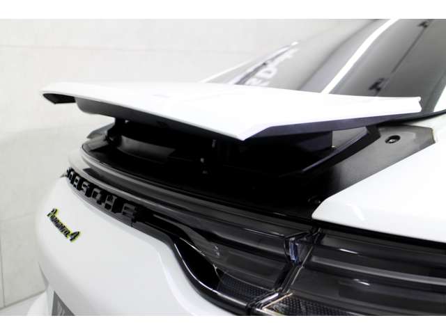 ポルシェ パナメーラ ４ Ｅハイブリッド プラチナ エディション ＰＤＫ ４ＷＤ R4年 (関東) 99