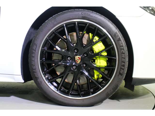 ポルシェ パナメーラ ４ Ｅハイブリッド プラチナ エディション ＰＤＫ ４ＷＤ R4年 (関東) 99