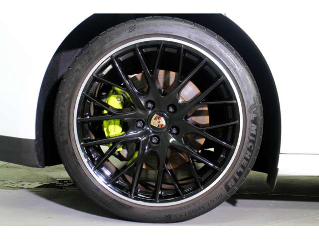 ポルシェ パナメーラ ４ Ｅハイブリッド プラチナ エディション ＰＤＫ ４ＷＤ R4年 (関東) 99