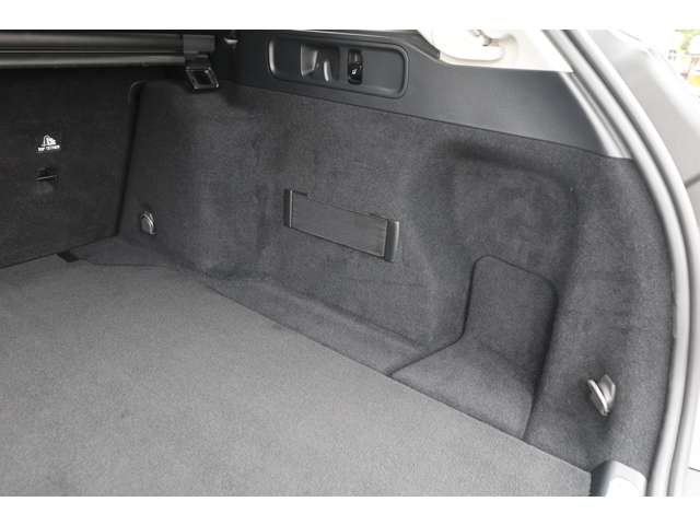 メルセデスベンツ Ｃクラスオールテレイン Ｃ２２０ Ｄ ４マチック （ＩＳＧ搭載モデル） ディーゼルターボ ４ＷＤ R4年 () 99