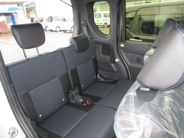 ダイハツ タント ６６０ カスタム ＲＳ リミテッド ４ＷＤ R8年 () 99
