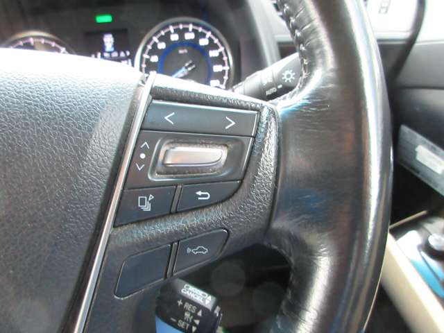 トヨタ ヴェルファイア　ハイブリッド ハイブリッド ２．５ Ｖ Ｅ－ＦＯＵＲ ４ＷＤ H28年 () 99