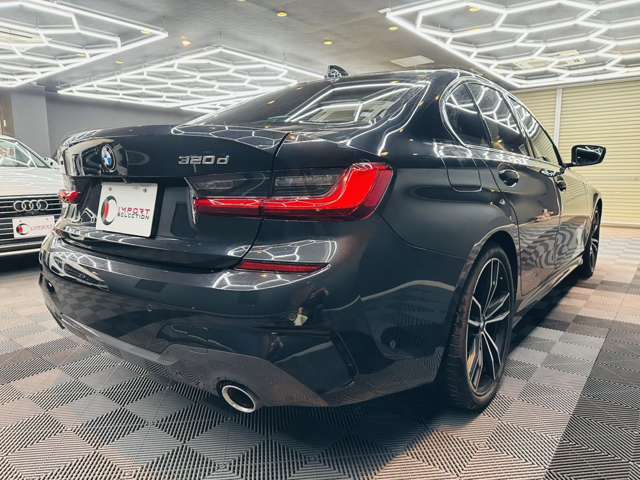 ＢＭＷ ３シリーズ ３２０Ｄ Ｘドライブ Ｍスポーツ ディーゼルターボ ４ＷＤ R2年 () 99