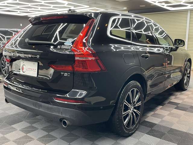 ボルボ ＸＣ６０ Ｔ５ ＡＷＤ モメンタム ４ＷＤ H30年 () 99