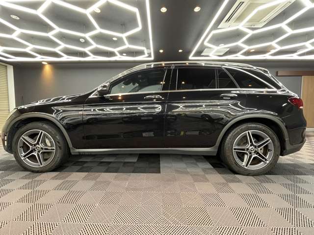 メルセデスベンツ ＧＬＣクラス ２２０ Ｄ ４マチック ＡＭＧライン ディーゼルターボ ４ＷＤ R1年 () 99