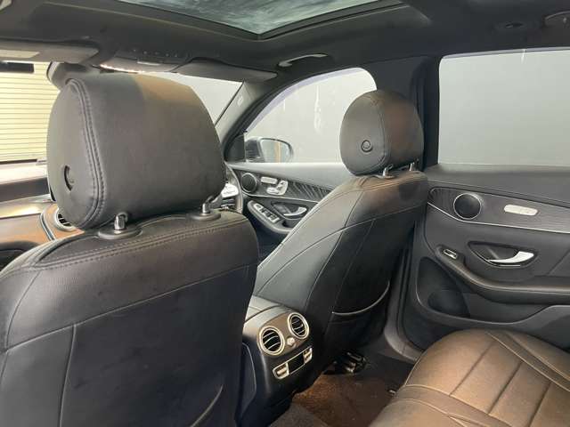 メルセデスベンツ ＧＬＣクラス ２２０ Ｄ ４マチック ＡＭＧライン ディーゼルターボ ４ＷＤ R1年 () 99