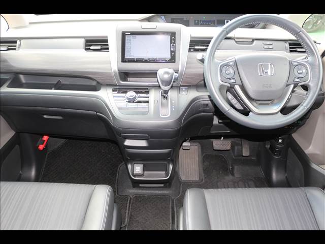 ホンダ フリード＋ Ｇ ＨＯＮＤＡ ＳＥＮＳＩＮＧ H30年 () 99
