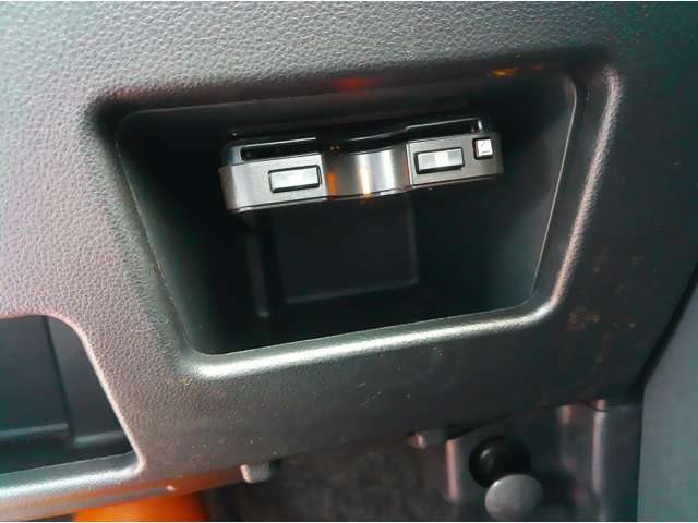 ダイハツ タント ６６０ カスタム ＲＳ ＳＡＩＩＩ H29年 () 99