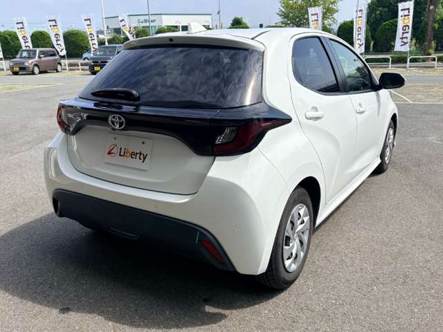 トヨタ ヤリス １．０ Ｘ R3年 () 99