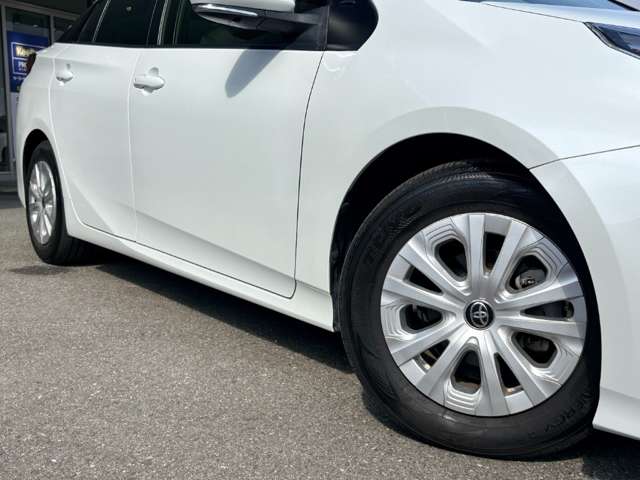 トヨタ プリウス １．８ Ｓ R3年 () 99