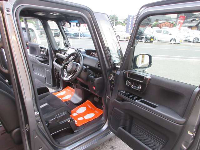ホンダ Ｎ　ＢＯＸ カスタム ６６０ Ｇ ＥＸ ホンダセンシング R1年 () 99
