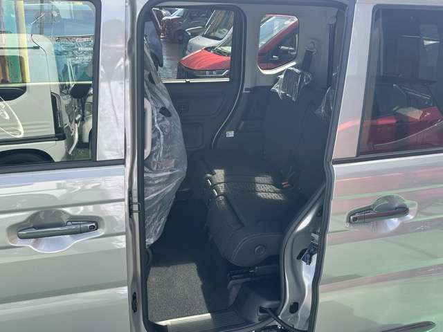 スズキ スペーシア　ギア ６６０ ギア ハイブリッド ＸＺターボ ４ＷＤ R8年 () 99
