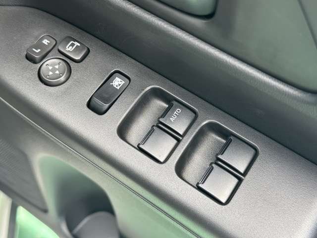 スズキ スペーシア　ギア ６６０ ギア ハイブリッド ＸＺターボ ４ＷＤ R8年 () 99