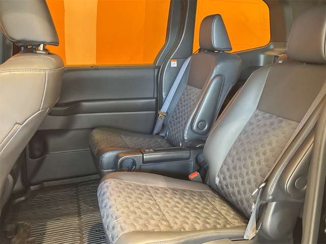 トヨタ ヴォクシー ２．０ Ｓ－Ｚ R5年 () 99