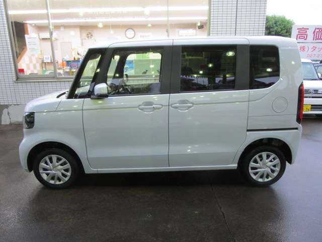 ホンダ Ｎ　ＢＯＸ ６６０ ４ＷＤ R8年 (関東) 99
