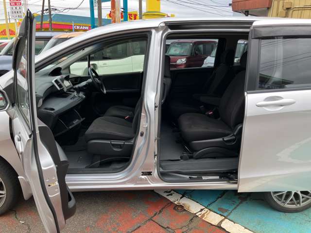 ホンダ フリード １．５ Ｘ 車イス仕様車 ２列シートタイプ H27年 () 99