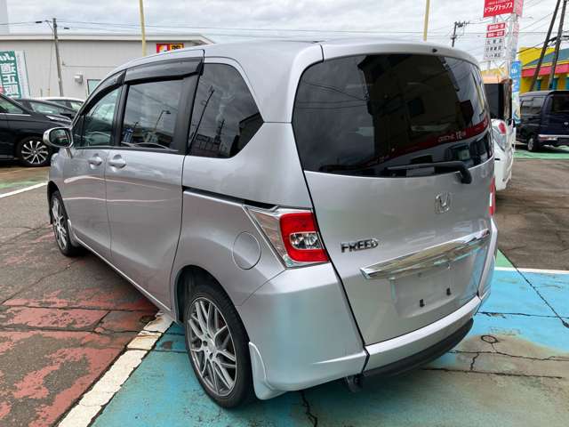 ホンダ フリード １．５ Ｘ 車イス仕様車 ２列シートタイプ H27年 () 99