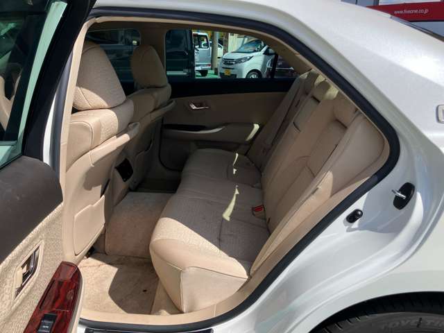 トヨタ クラウン ２．５ ロイヤルサルーン Ｉ－ＦＯＵＲ ４ＷＤ H24年 () 99