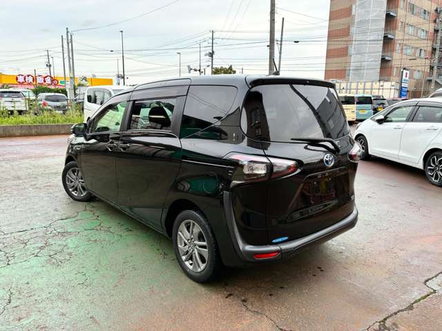 トヨタ シエンタ　ハイブリッド ハイブリッド １．５ Ｇ H27年 (甲信越・北陸) 99