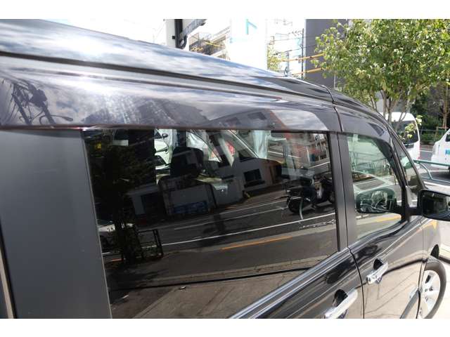 日産 セレナ ２．０ ハイウェイスター Ｓ－ＨＹＢＲＩＤ Ｖセレクション H25年 (関東) 99