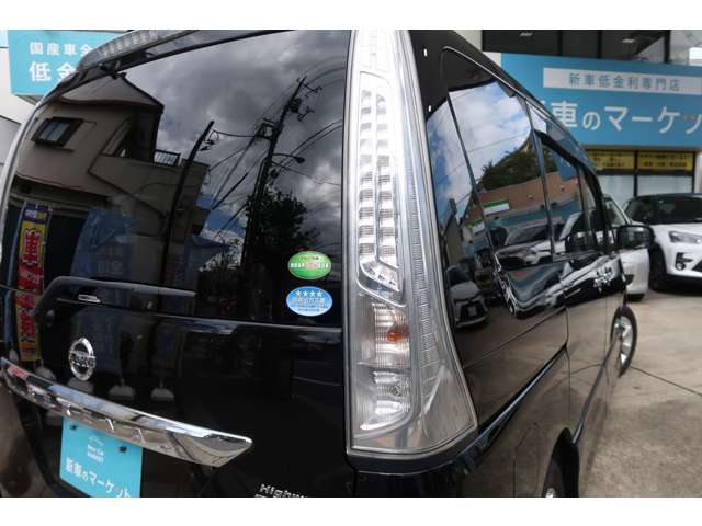 日産 セレナ ２．０ ハイウェイスター Ｓ－ＨＹＢＲＩＤ Ｖセレクション H25年 (関東) 99