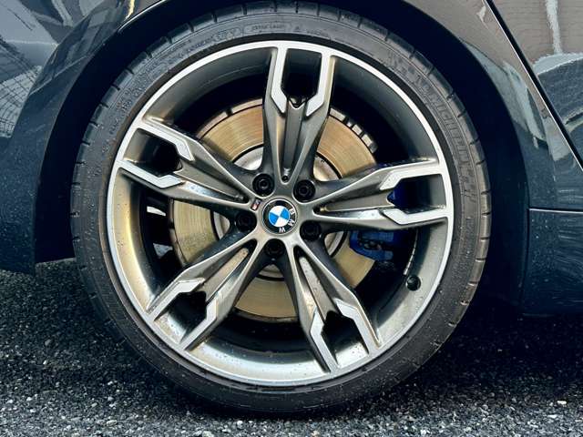 ＢＭＷ ５シリーズ Ｍ５５０Ｉ Ｘドライブ アルティメット エディション ４ＷＤ R2年 (関東) 99