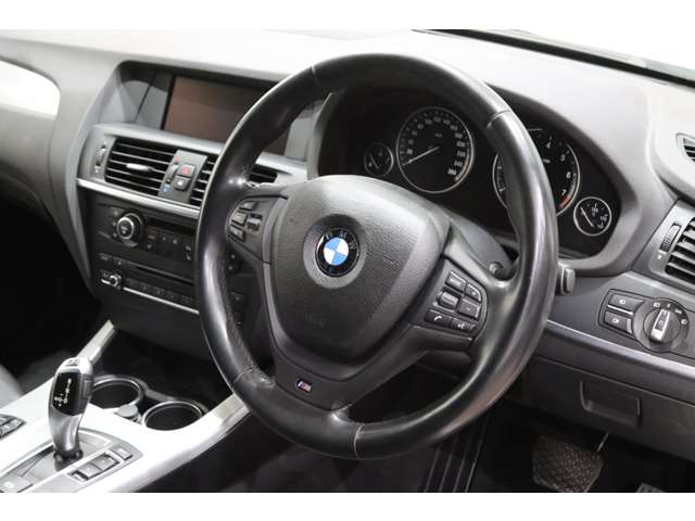 ＢＭＷ Ｘ３ Ｘドライブ２８Ｉ Ｍスポーツパッケージ ４ＷＤ H24年 (関東) 99